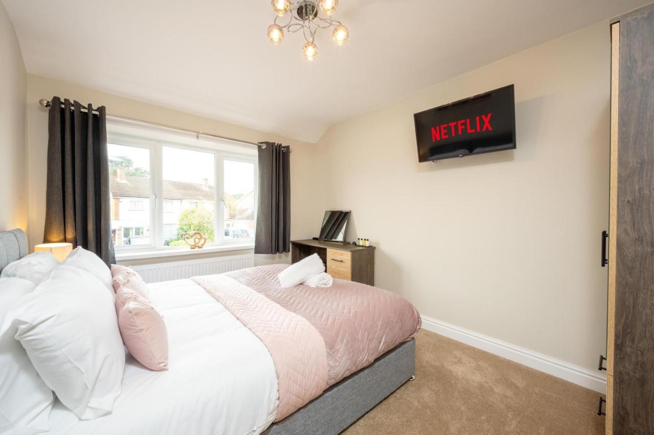 The Oaklands: Luxury 6-Bed Near Birmingham Attractions Villa Solihull Exterior photo