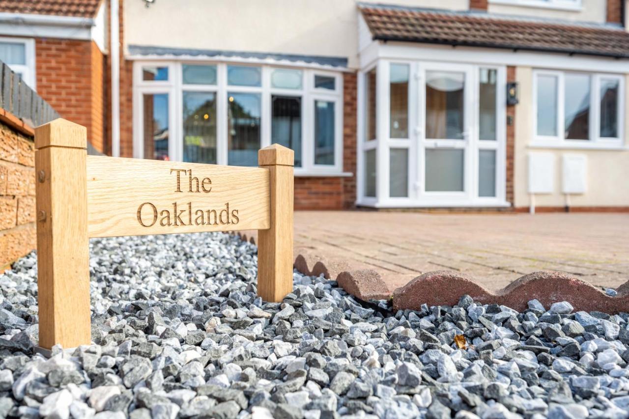 The Oaklands: Luxury 6-Bed Near Birmingham Attractions Villa Solihull Exterior photo